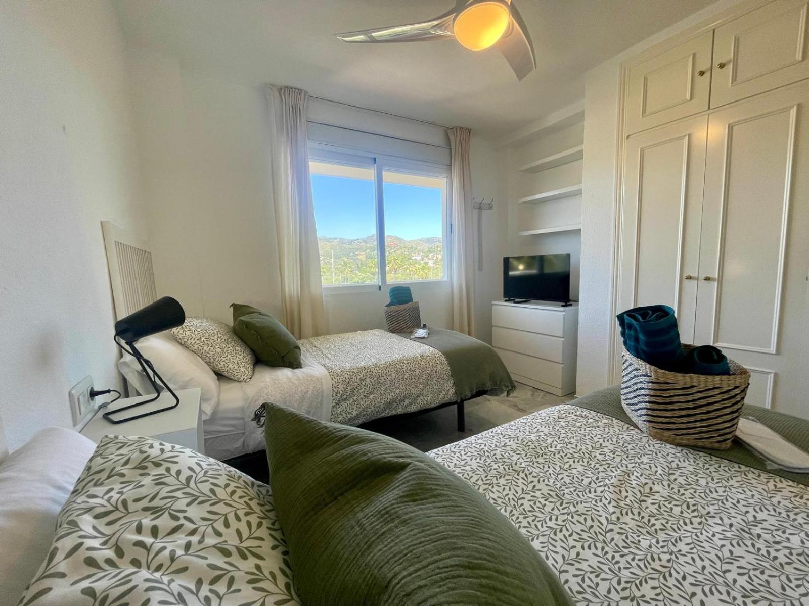 Solguest Apartamento II Napoleon Vistas Espectaculares!!! Marbella Room photo